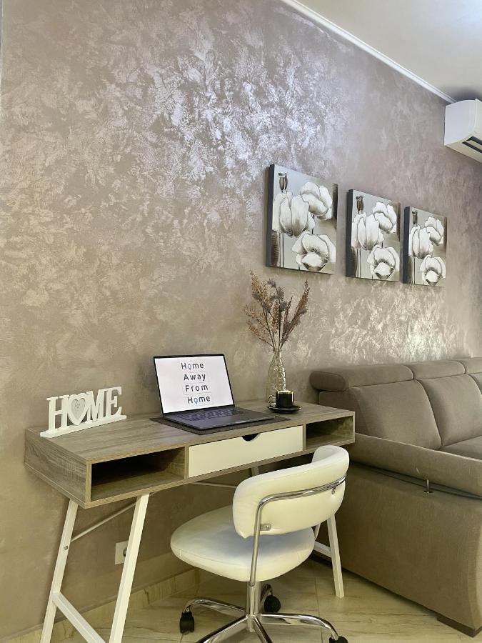 Home Away From Home - Dristor บูคาเรสต์ ภายนอก รูปภาพ