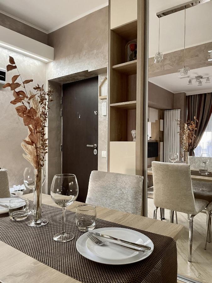 Home Away From Home - Dristor บูคาเรสต์ ภายนอก รูปภาพ