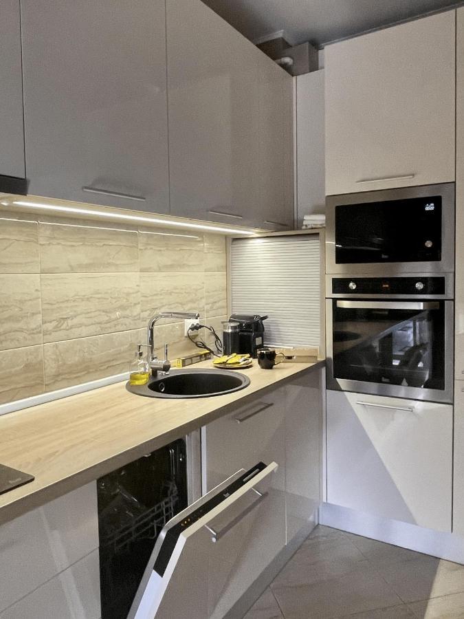 Home Away From Home - Dristor บูคาเรสต์ ภายนอก รูปภาพ