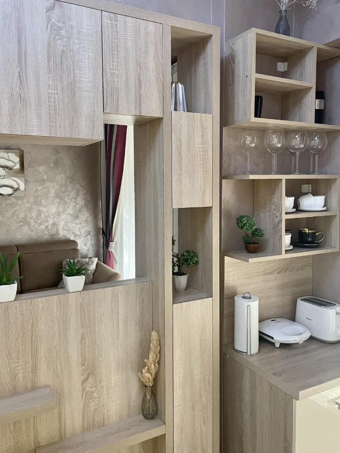 Home Away From Home - Dristor บูคาเรสต์ ภายนอก รูปภาพ